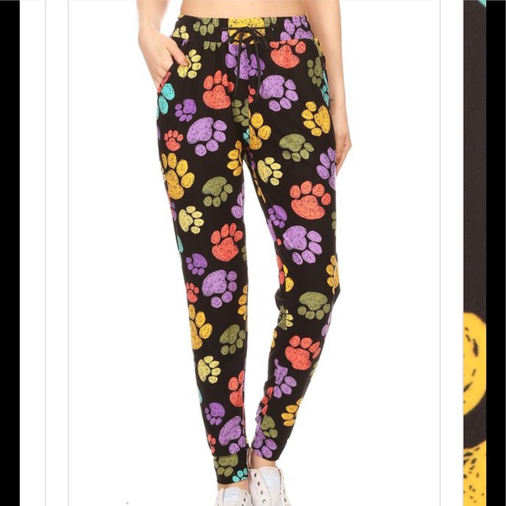 Paw Print 🐾 Joggers - Picture 1 of 4
